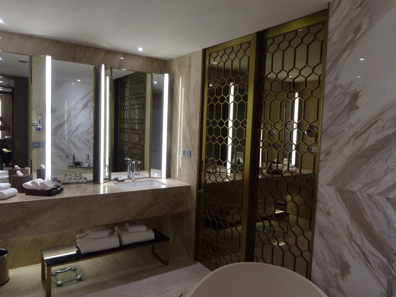 THI CÔNG NỘI THẤT KHÁCH SẠN
