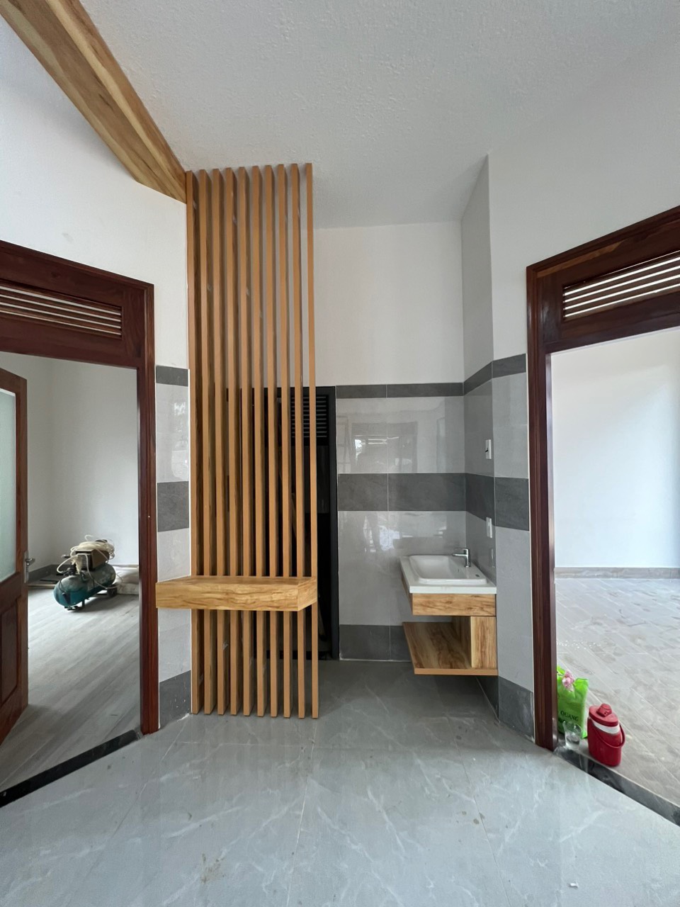 THI CÔNG NỘI THẤT NHÀ CHÚ TẶNG