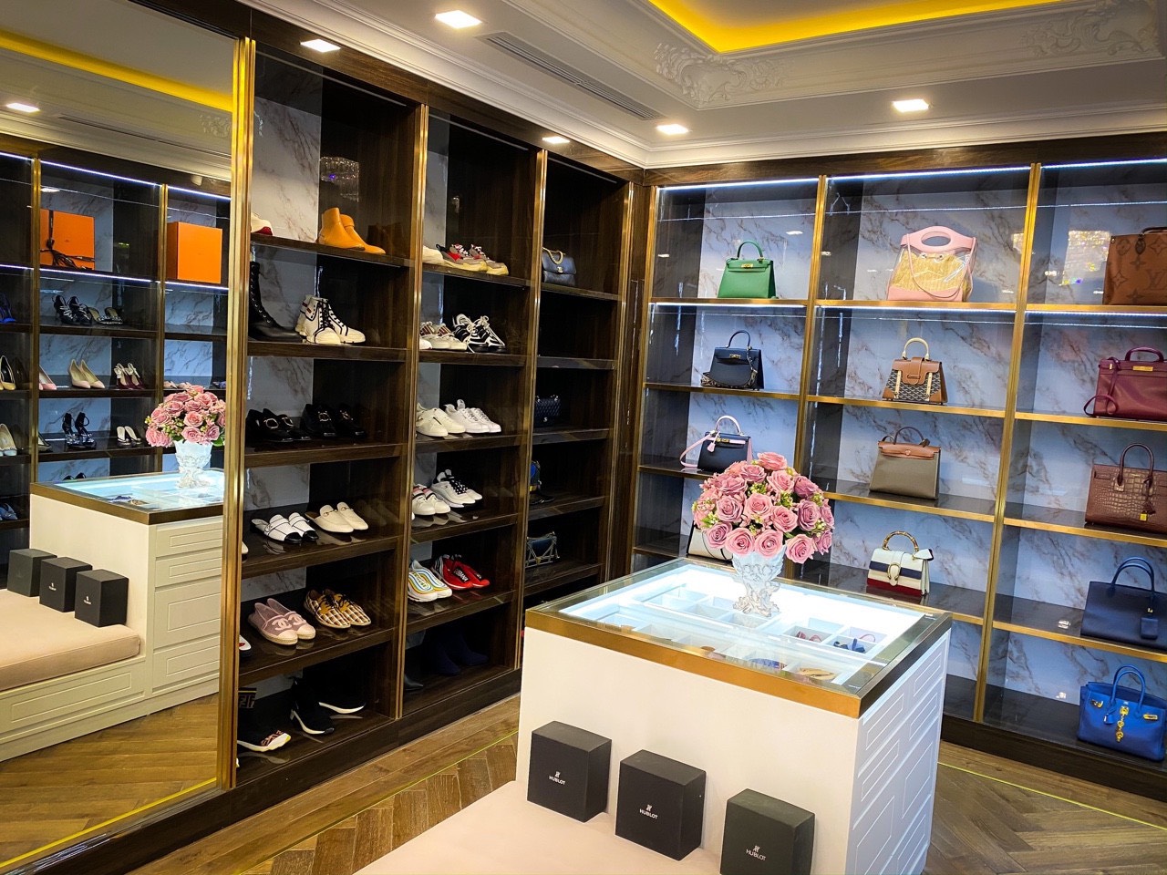 THI CÔNG BIỆT THỰ A PHƯƠNG